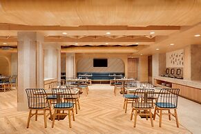 Lemon Tree Hotel Bhopal