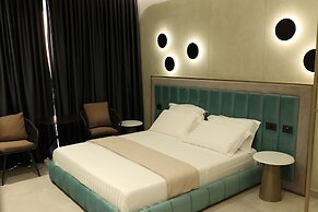 Comfort Suites