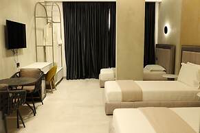 Comfort Suites