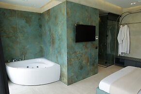 Comfort Suites