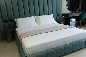 Comfort Suites