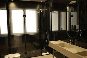 Comfort Suites