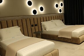 Comfort Suites