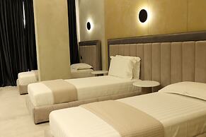 Comfort Suites