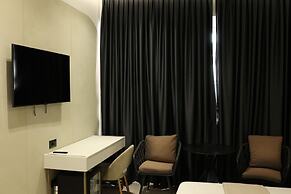Comfort Suites
