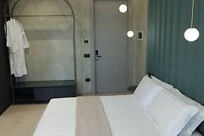 Comfort Suites