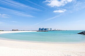 Luxury Beachfront Marjan Island