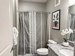 Spire Apartments By Barsala