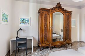 Irnerio Apartments by Wonderful Italy