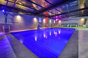 Luxury Villa with heated pool in Zfat