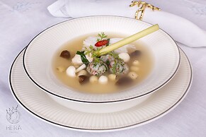 Hera Grand Luxury Cruises Halong