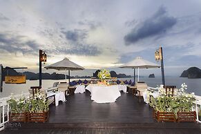 Hera Grand Luxury Cruises Halong