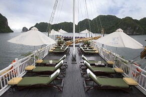 Hera Grand Luxury Cruises Halong