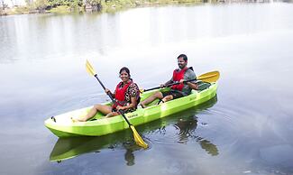 Treebo Majestic Retreat