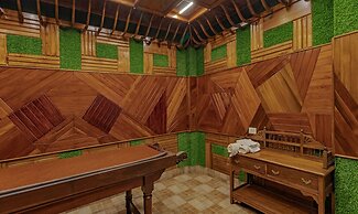 Treebo Majestic Retreat