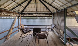 Treebo Majestic Retreat