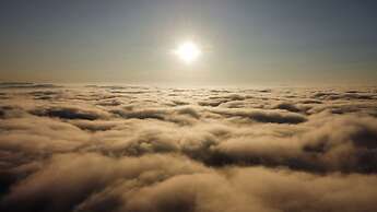 3 Tang May Home & Coffee