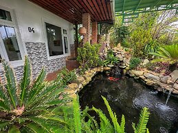 3 Tang May Home & Coffee