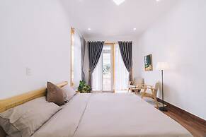 3 Tang May Home & Coffee