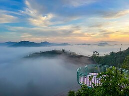 3 Tang May Home & Coffee