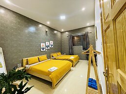 3 Tang May Home & Coffee