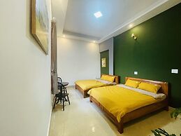 3 Tang May Home & Coffee