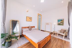 3 Tang May Home & Coffee