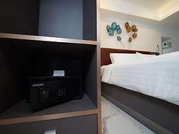 RoomQuest Sukhumvit 36 BTS Thonglor