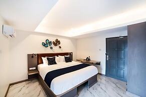 RoomQuest Sukhumvit 36 BTS Thonglor