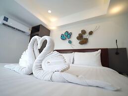 RoomQuest Sukhumvit 36 BTS Thonglor