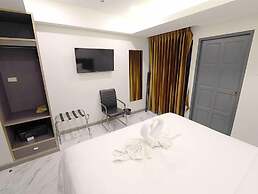 RoomQuest Sukhumvit 36 BTS Thonglor