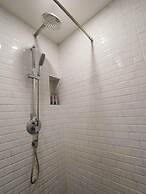 RoomQuest Sukhumvit 36 BTS Thonglor