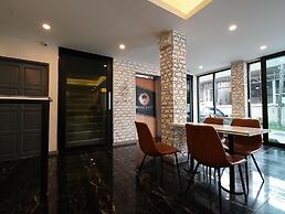 RoomQuest Sukhumvit 36 BTS Thonglor