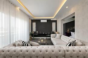 Wolf Suites