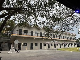 Macchiato Resort Savannakhet