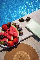 Uphill Glavanovic Pool Villa