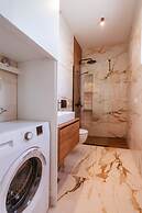 Uphill Glavanovic Pool Villa