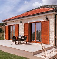 Uphill Glavanovic Pool Villa