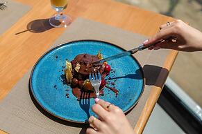 Black Diamond Hotel Dhermi