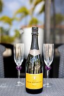 Light House Beach house with Ocean View