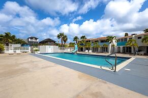 Light House Beach house with Ocean View