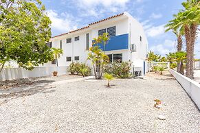 Light House Beach house with Ocean View