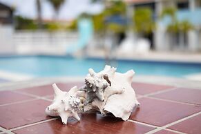 Light House Beach house with Ocean View