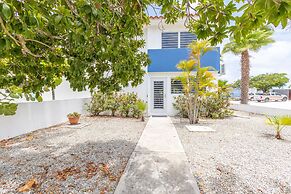 Light House Beach house with Ocean View