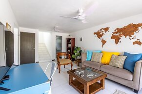 Light House Beach house with Ocean View