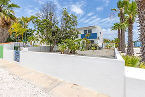 Light House Beach house with Ocean View