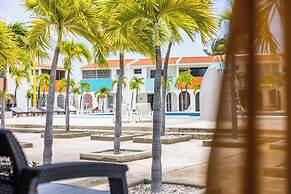 Light House Beach house with Ocean View