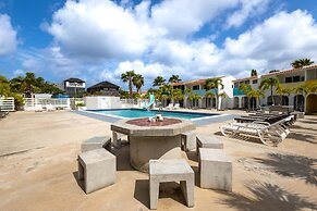 Light House Beach house with Ocean View