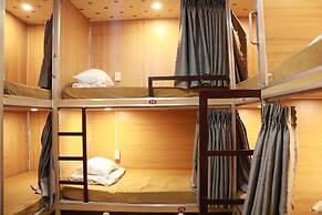 Viet Star Buffet Club & Marvel Hostel