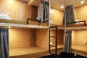 Viet Star Buffet Club & Marvel Hostel